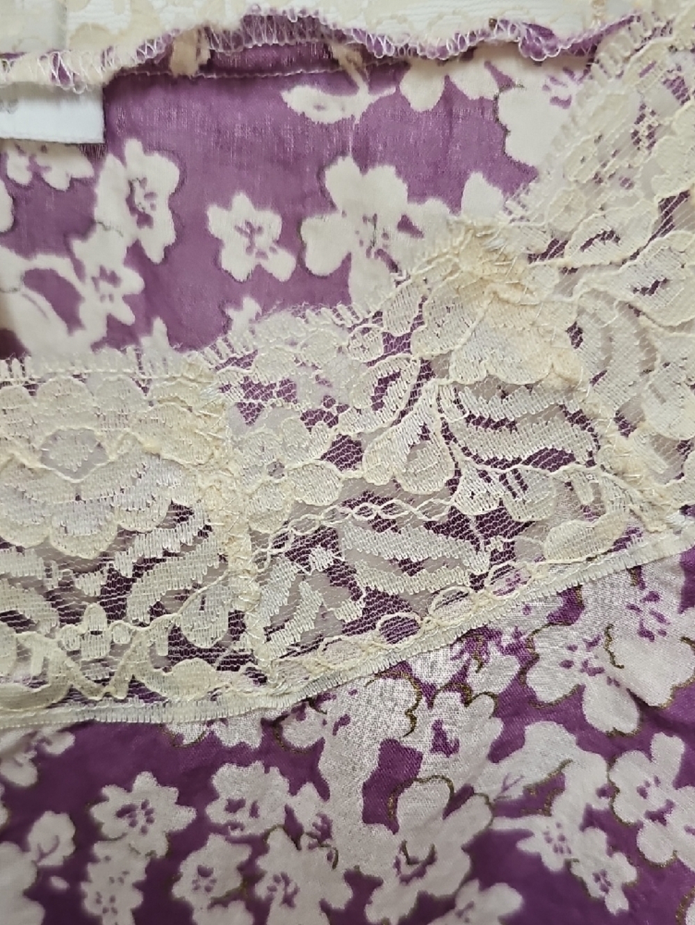 EUC Vintage Charlotte Russe Purple Floral Lace-Trim Button Front 100% Cotton - Picture 12 of 13